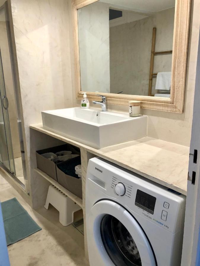 Charming And Modernly Designed 2 Bedroom - Old Town أنتيب المظهر الخارجي الصورة